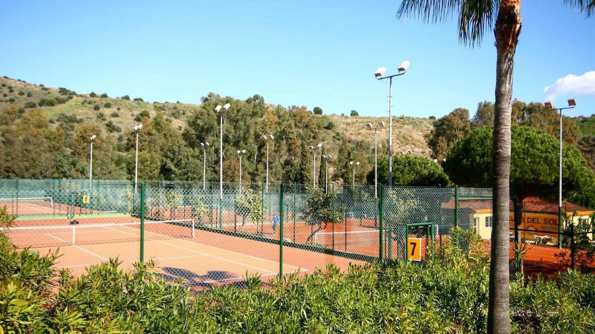 Apartman 1 Bed Penthouse Apt In Calahonda Sitio de Calahonda